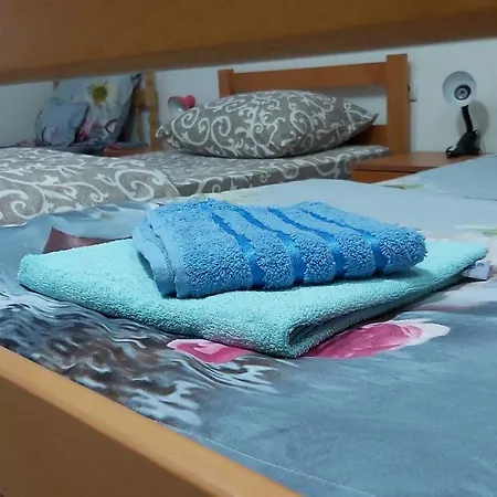 Stefan לינה וארוחת בוקר 3*