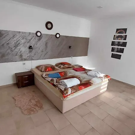 Stefan Bed & Breakfast