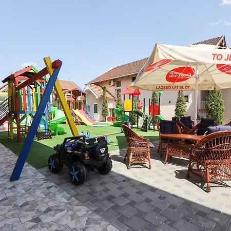 לינה וארוחת בוקר Stefan