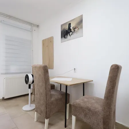 לינה וארוחת בוקר Stefan